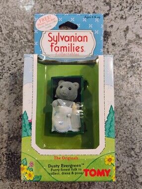 Sylvanian Families Dusty Evergreen Gray Bear Doll by TOMY - Gray